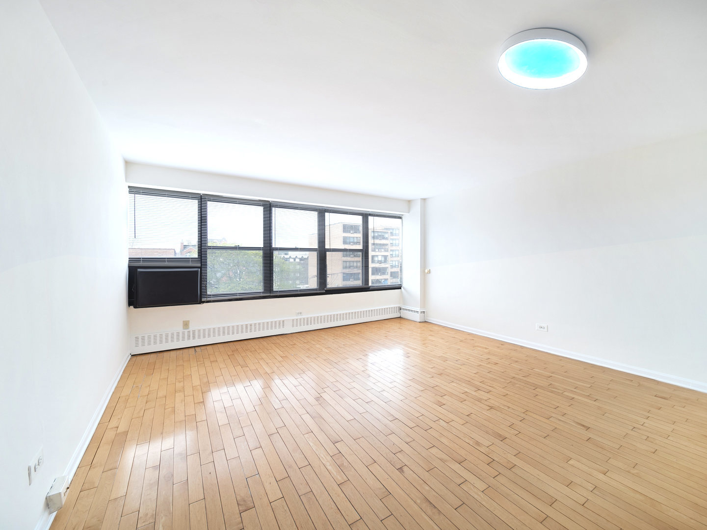 6030 North Sheridan Road, Unit 505 Chicago, IL 60660 - Photo 4 of 17