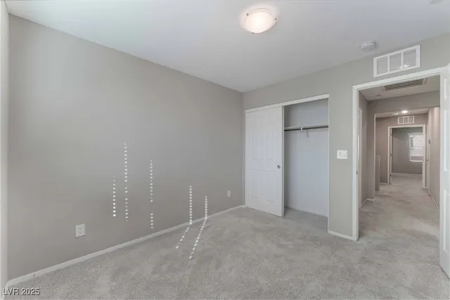 $2,250 | 25 Alamere Falls Drive, Las Vegas, NV 89138