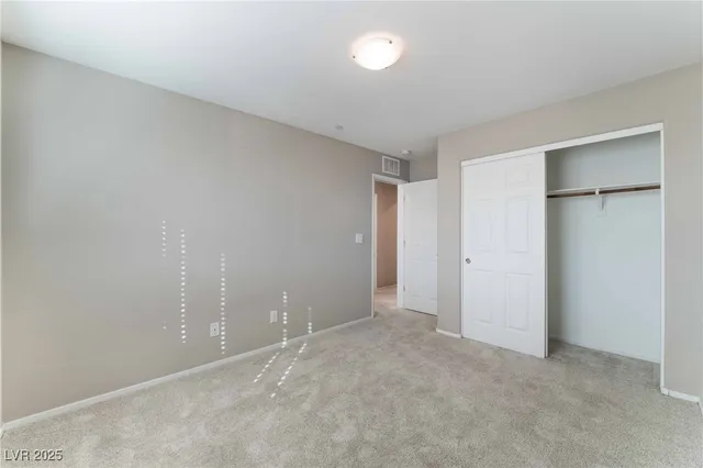 $2,250 | 25 Alamere Falls Drive, Las Vegas, NV 89138