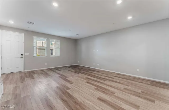 $2,250 | 25 Alamere Falls Drive, Las Vegas, NV 89138