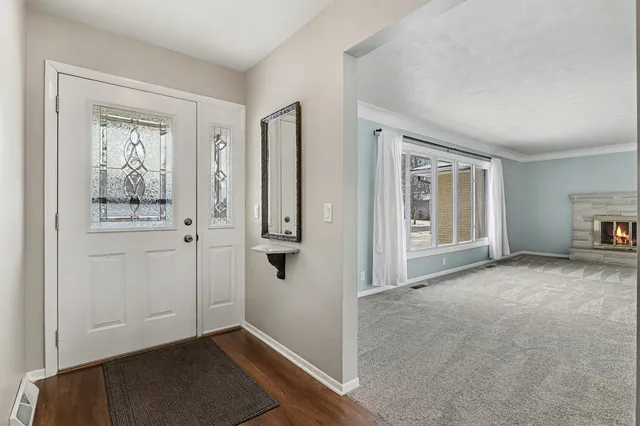 $249,914 | 305 East 3rd Street, Lawton, MI 49065