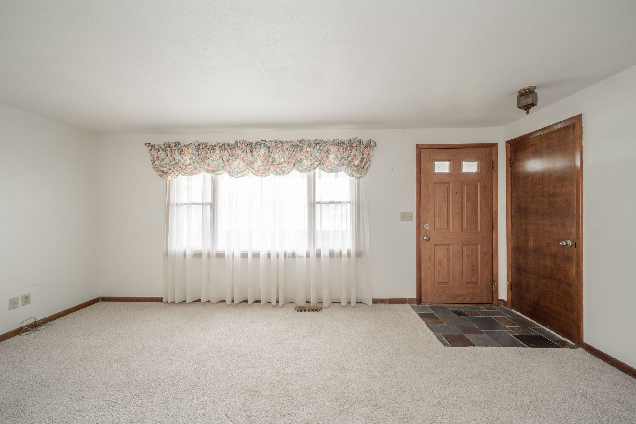 231 Mulberry Road Chesterfield, IN 46017 - Photo 8 of 32