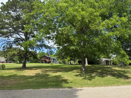 $108,000 | 35 Imperial Circle, Coldspring, TX 77331