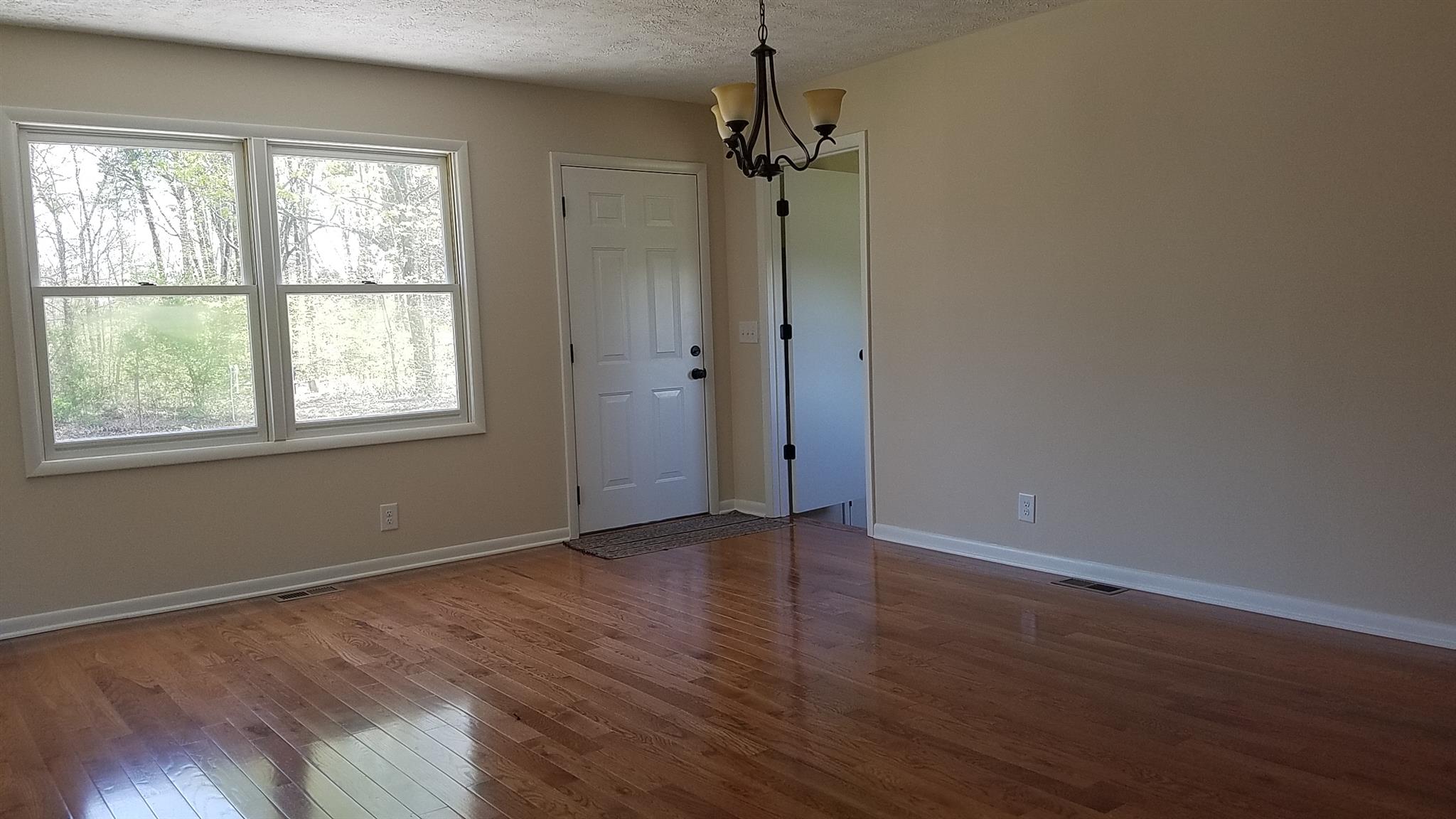 2666 She Boss Road Duck River, TN 38454 - Photo 14 of 22 Dining area