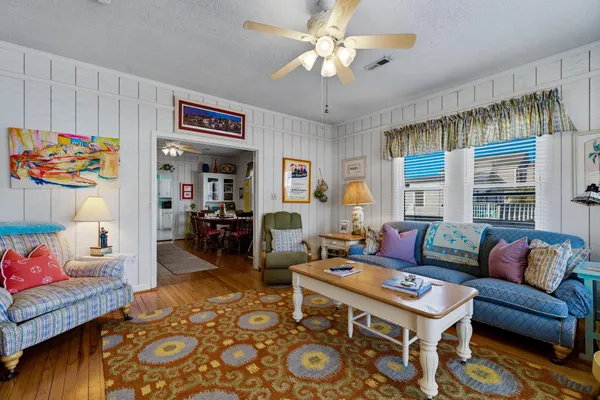 $1,669,000 | 566 Yucca Avenue, Murrells Inlet, SC 29576