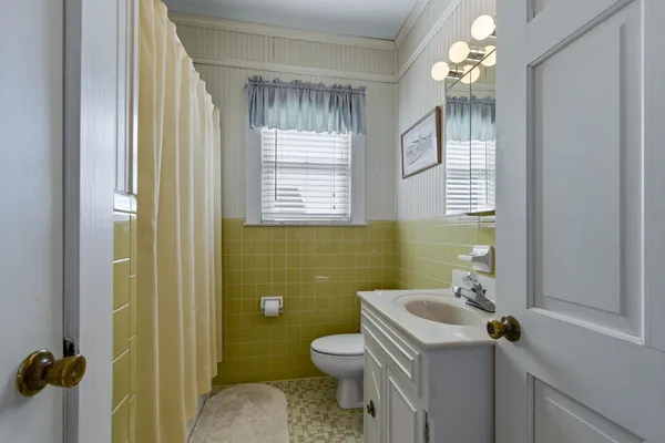 $1,669,000 | 566 Yucca Avenue, Murrells Inlet, SC 29576