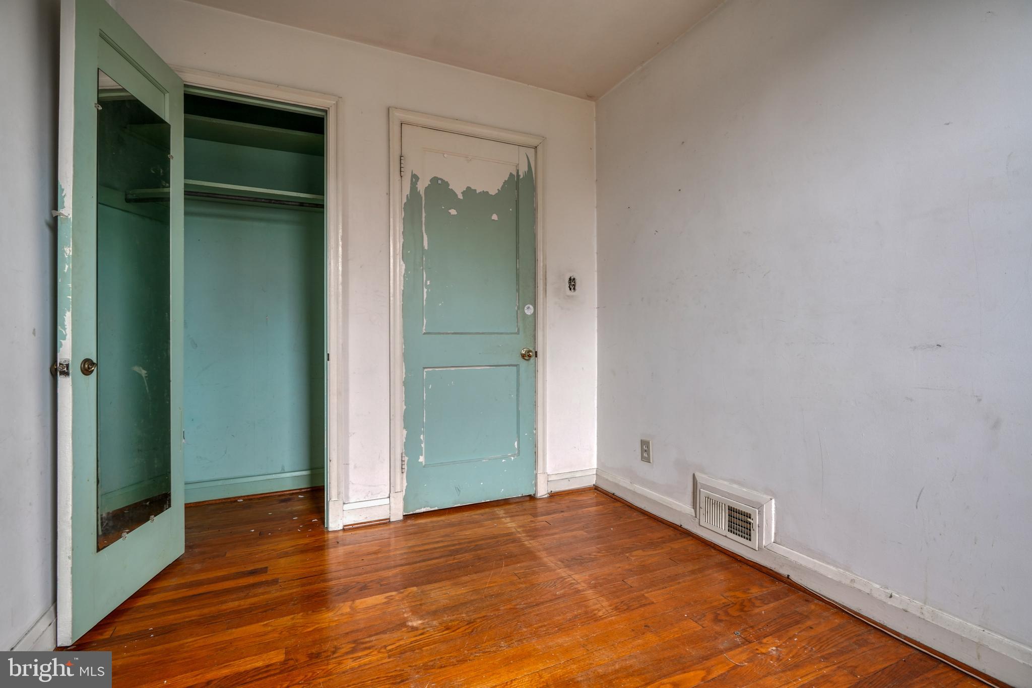 834 Evesham Avenue Baltimore, MD 21212 - Photo 14 of 26