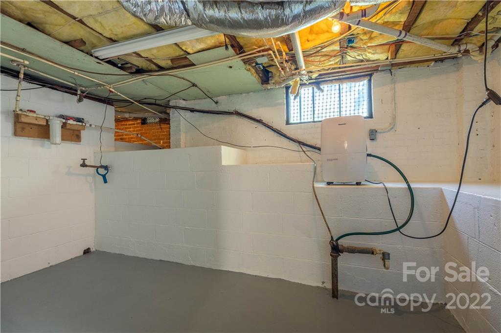 204 Lenoir Road Morganton, NC 28655 - Photo 18 of 21 Gallery Image 18