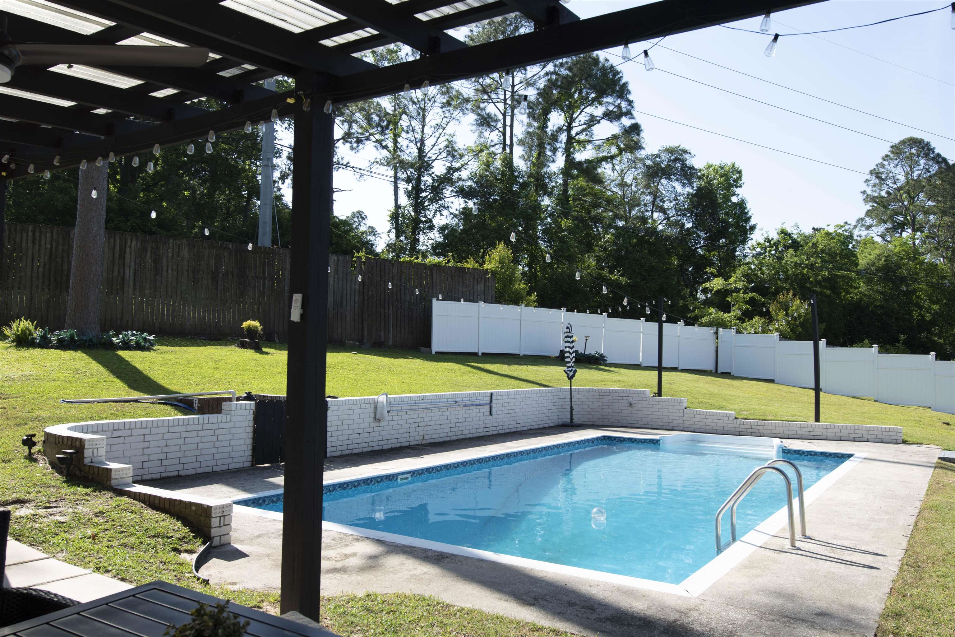 2724 Raintree Circle Tallahassee, FL 32308 - Photo 3 of 40 Gallery Image 3