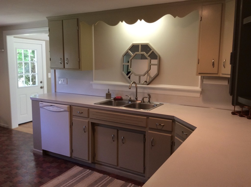 248 Brandy Brow Road Haverhill, MA 01830 - Photo 3 of 15 Gallery Image 3