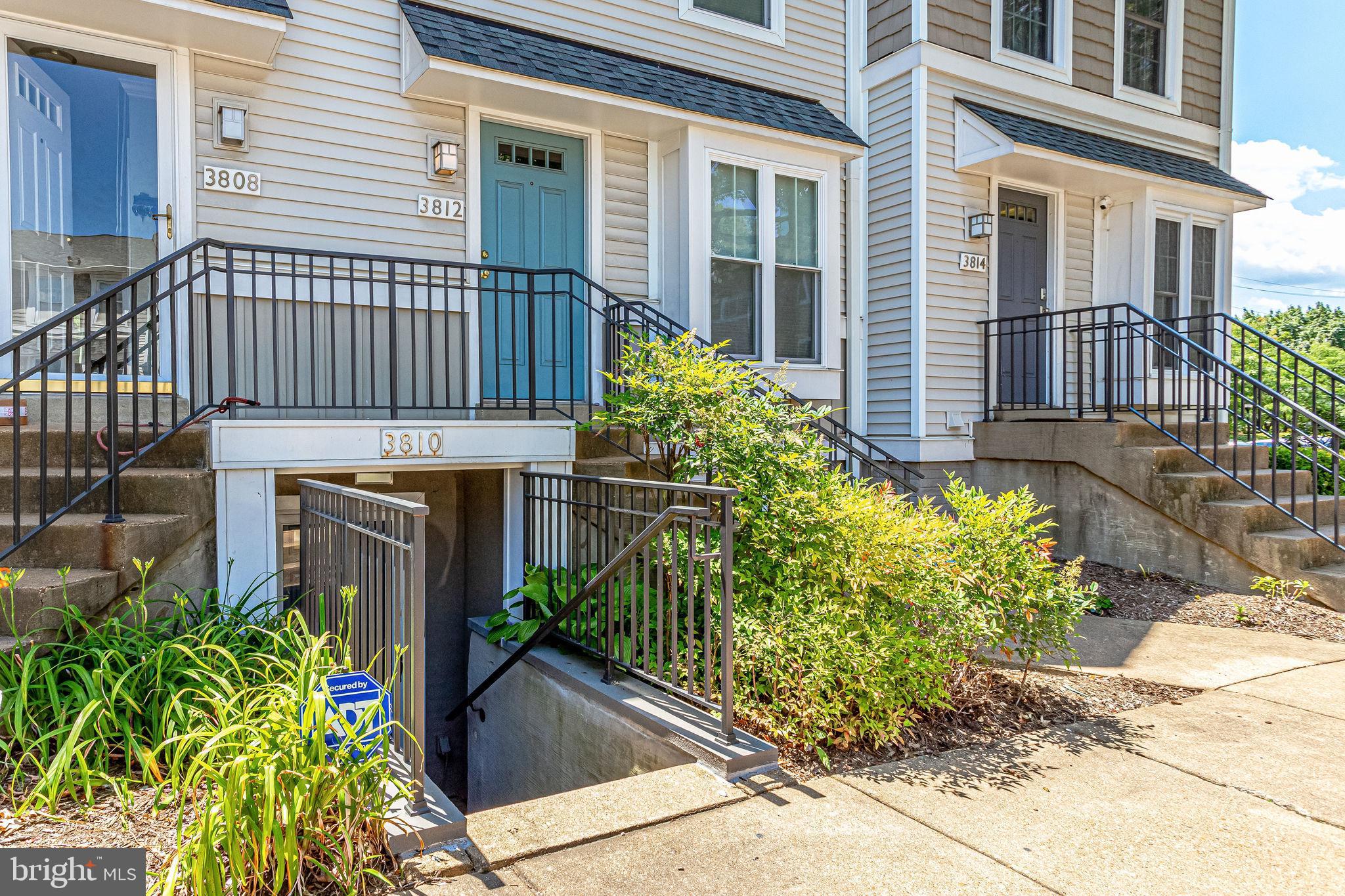 3810 9th Road South Arlington, VA 22204 - Photo 1 of 35 Welcome to 3810 9th Rd S!