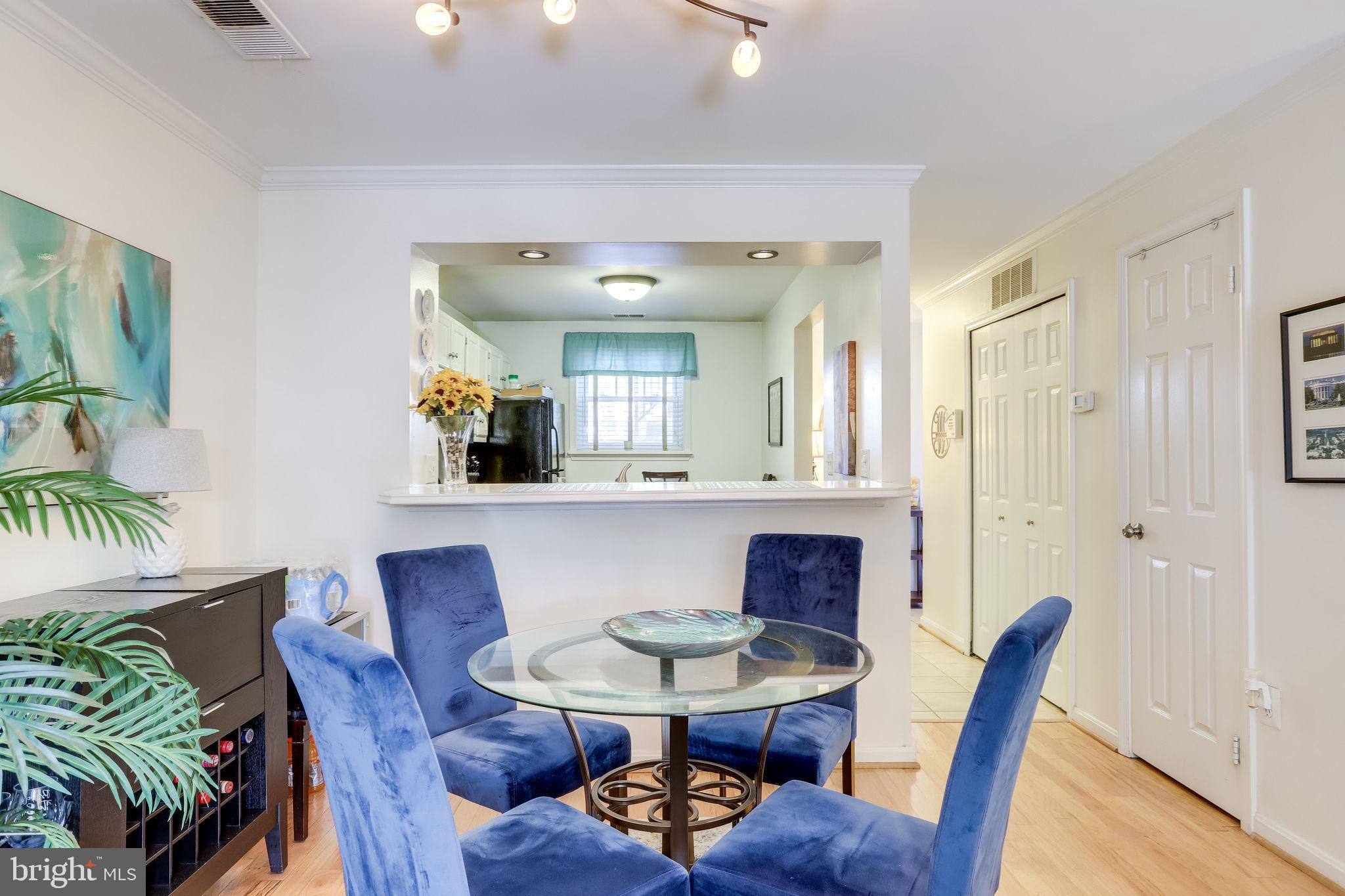 3810 9th Road South Arlington, VA 22204 - Photo 12 of 35 Dining Room