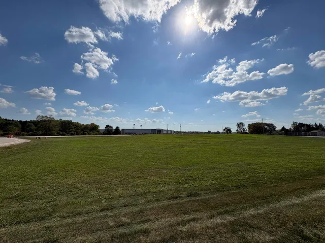 $2,300,000 | Lt 1-lt 3 Adams Road Highway K & Ne Frontage, Caledonia, WI 53126