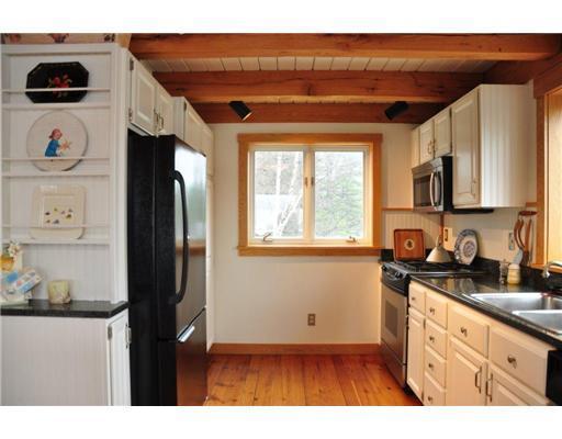 171 Wharf Road Yarmouth, ME 04096 - Photo 5 of 20 Kitchen.