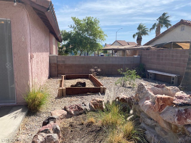 1772 Esteban Avenue Laughlin, NV 89029 - Photo 24 of 28 SIDE OF HOME