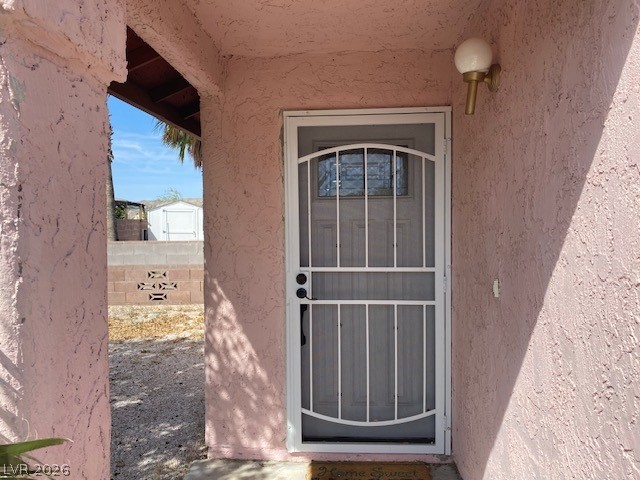 1772 Esteban Avenue Laughlin, NV 89029 - Photo 4 of 28 FRONT SCREEN DOOR