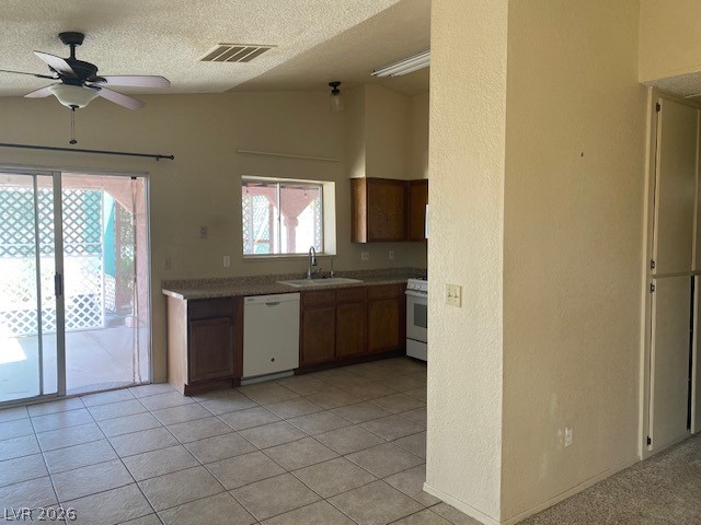 1772 Esteban Avenue Laughlin, NV 89029 - Photo 8 of 28 KITCHEN WITH SLIDER
