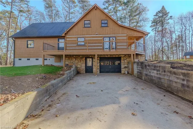 $449,900 | 3014 South Center Church Road, Thurmond, NC 28683