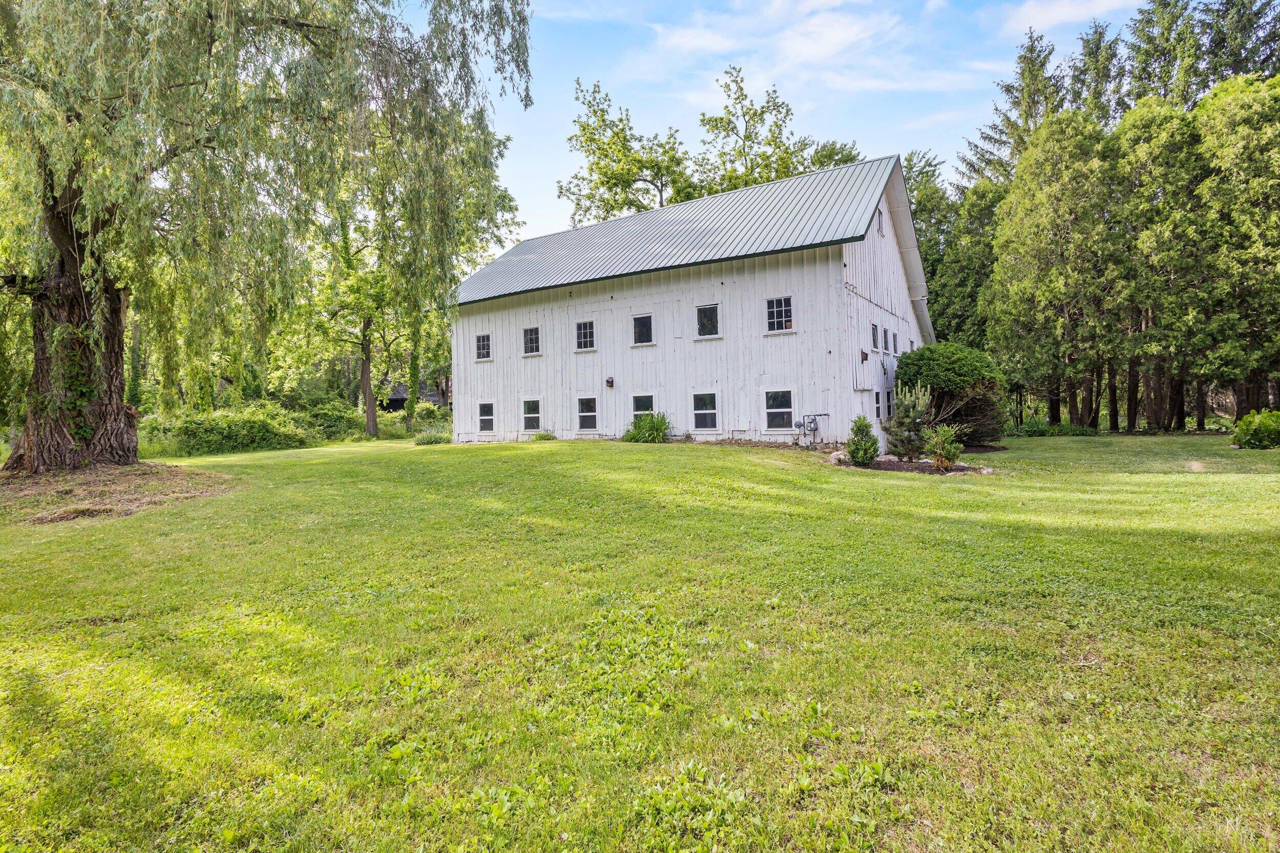 986 Indian Hills Road Fontana, WI 53125 - Photo 89 of 108 Yard