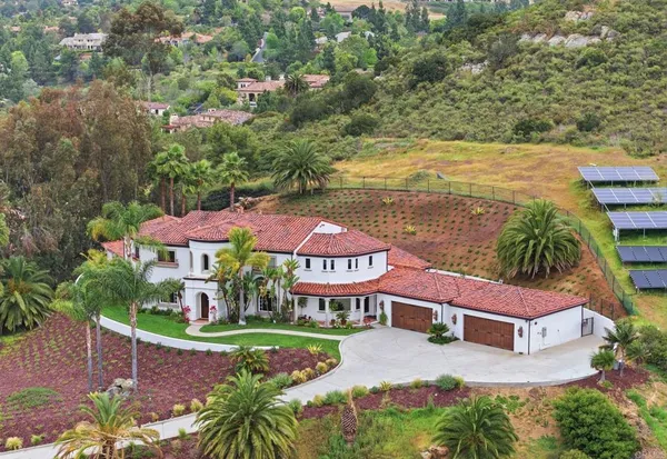 $5,595,000 | 3244 Olivenhain Farms Road, Encinitas, CA 92024