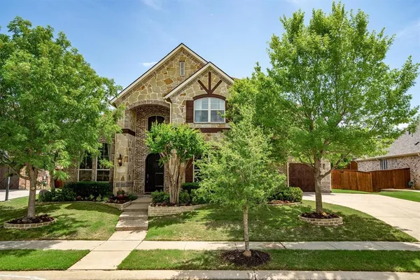 $840,000 | 8920 Charles Street, Lantana, TX 76226