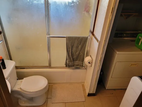 $194,900 | 954 South 36th Street, Manitowoc, WI 54220