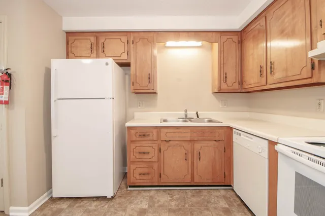 $890 | 1618 Baltimore Drive, Unit E, Clarksville, TN 37043