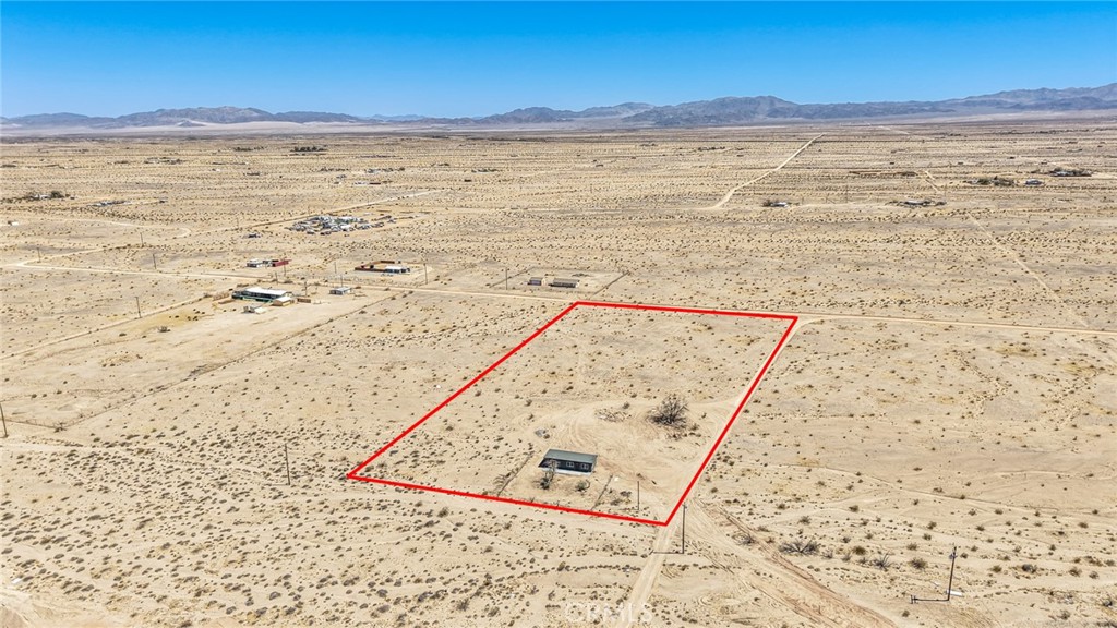 81884 Montgomery Road Twentynine Palms, CA 92277 - Photo 14 of 17