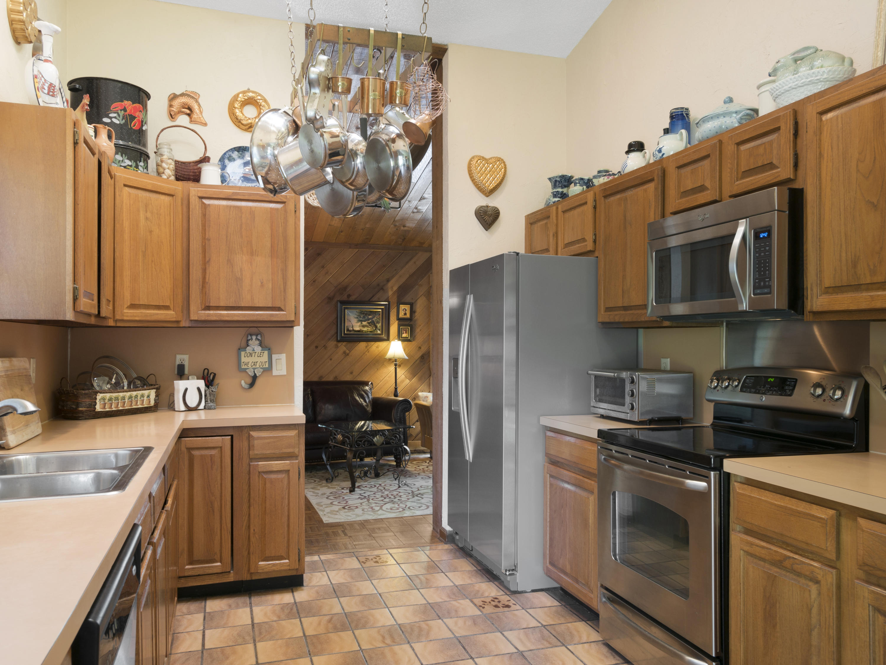 1355 Northwest 14th Street Boca Raton, FL 33486 - Photo 6 of 16 KITCHEN (5)