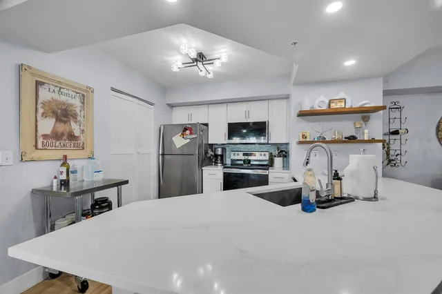 $325,000 | 3688 Northwest Mediterranean Lane, Unit 208, Jensen Beach, FL 34957