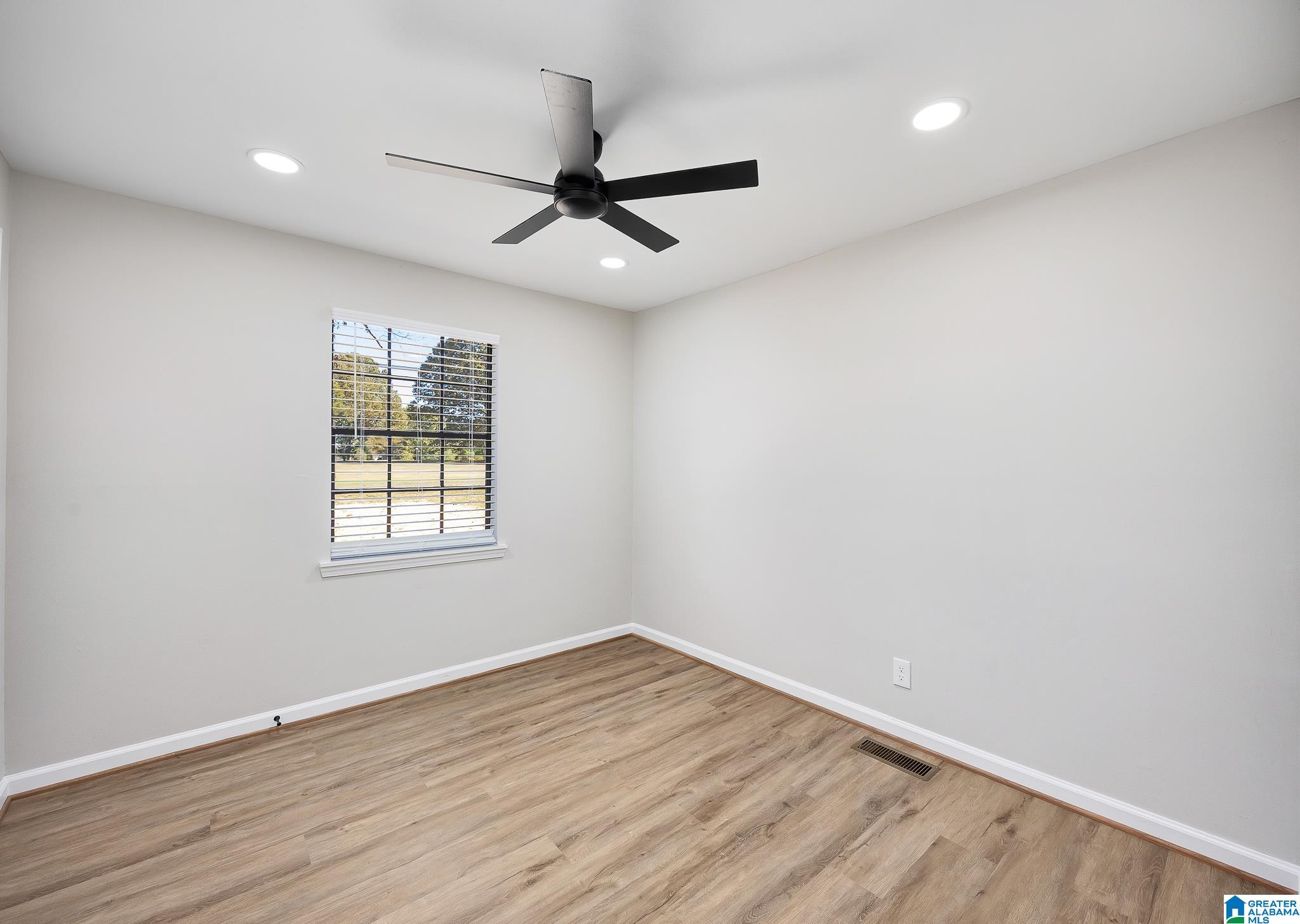 637 Rice Drive Bessemer, AL 35023 - Photo 17 of 31