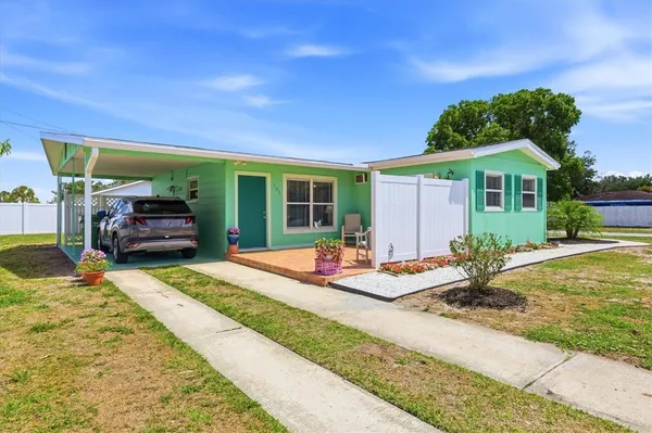 $2,350 | 723 South Brink Avenue, Sarasota, FL 34237