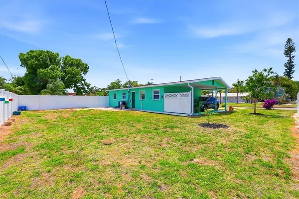 $2,350 | 723 South Brink Avenue, Sarasota, FL 34237