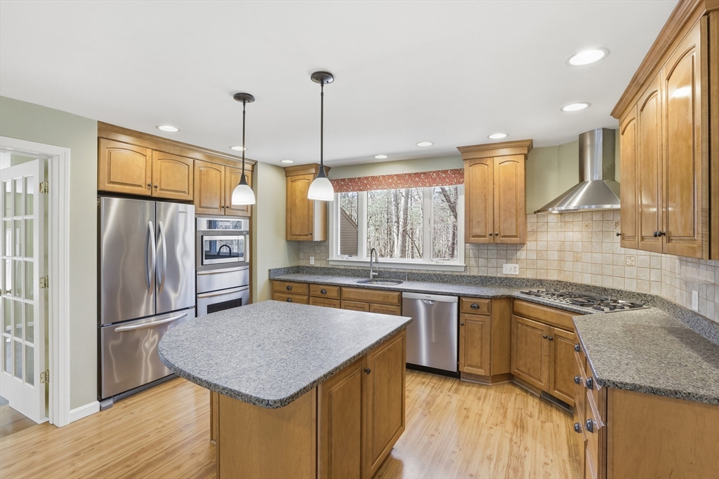 15 Long Ridge Road Acton, MA 01720 - Photo 7 of 32