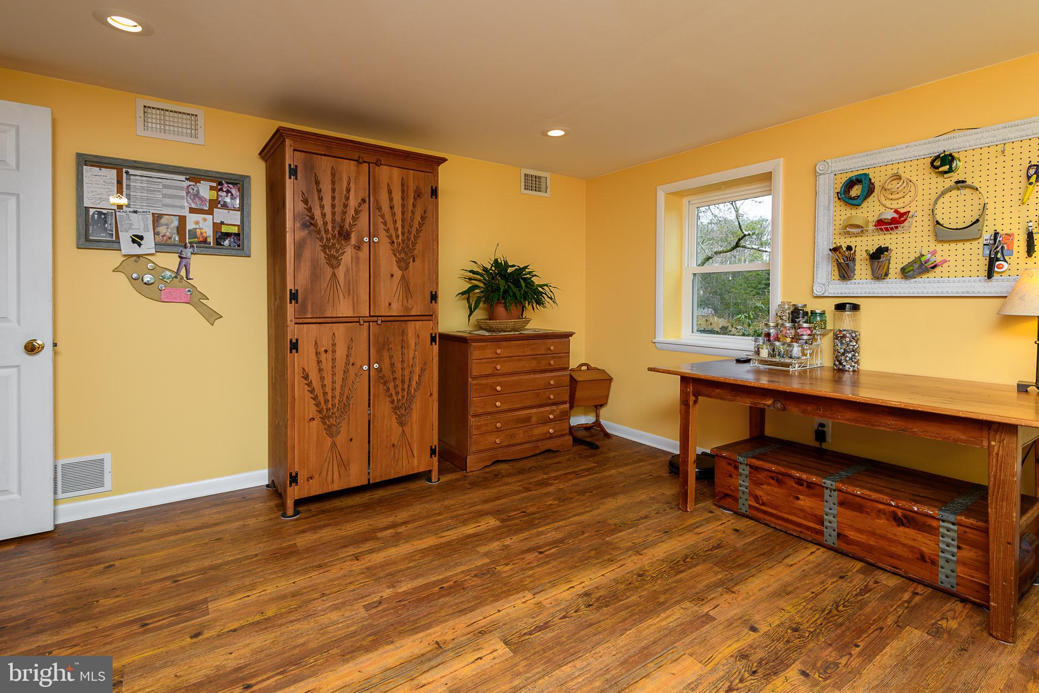 613 Howard Road West Chester, PA 19380 - Photo 20 of 25 Office/Art Studio