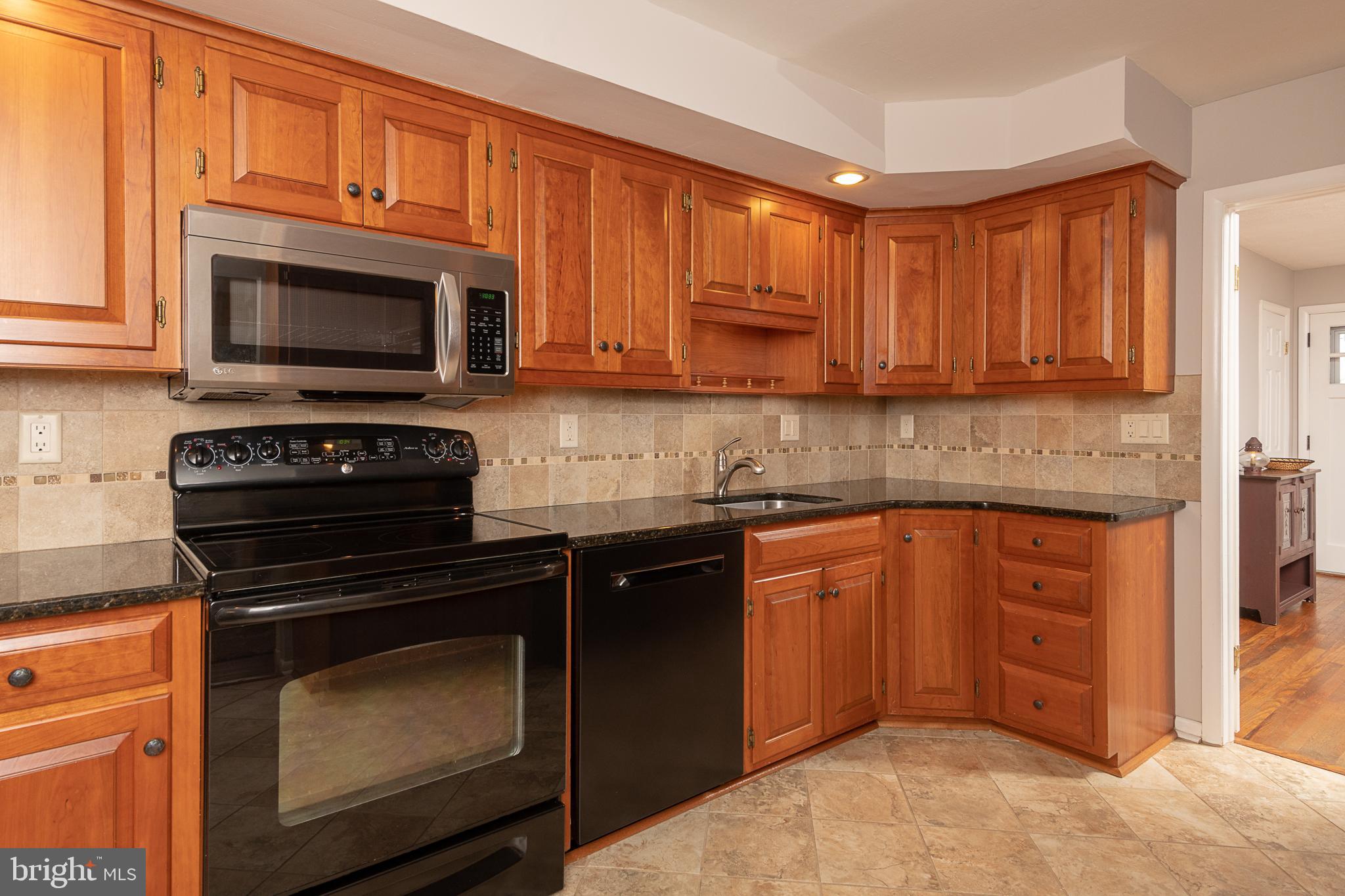 613 Howard Road West Chester, PA 19380 - Photo 6 of 25 Kitchen