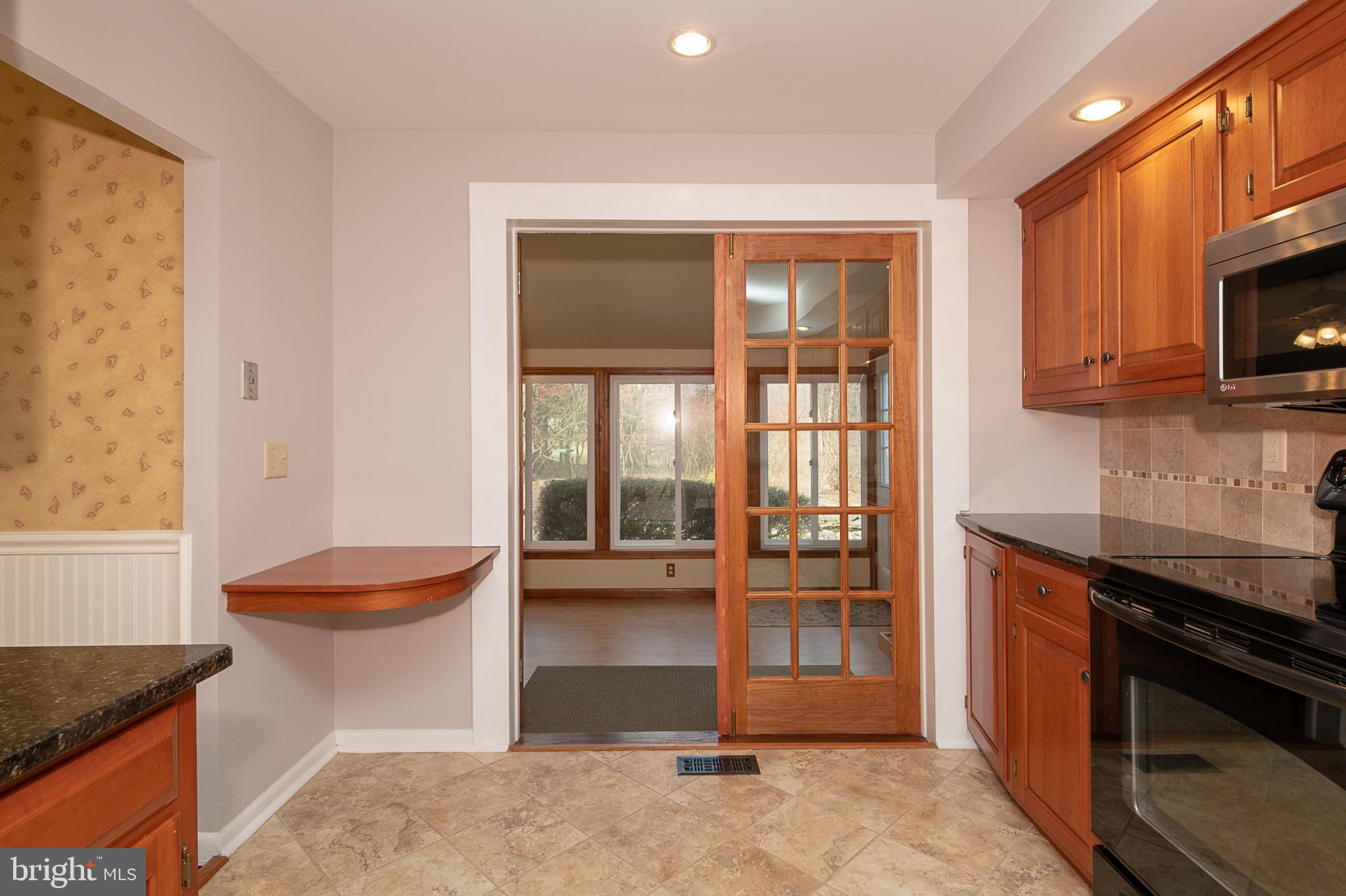 613 Howard Road West Chester, PA 19380 - Photo 7 of 25 Kitchen