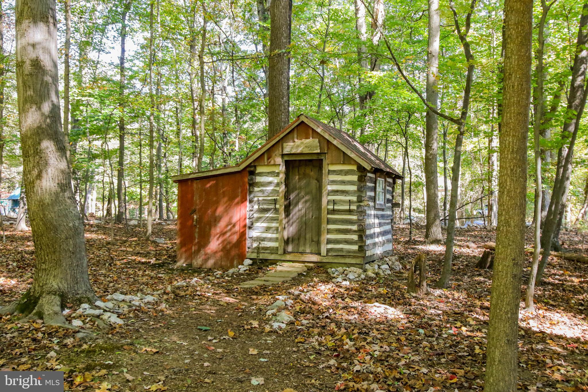 8240 Edgewood Church Road Frederick, MD 21702 - Photo 37 of 44 Small wood shed