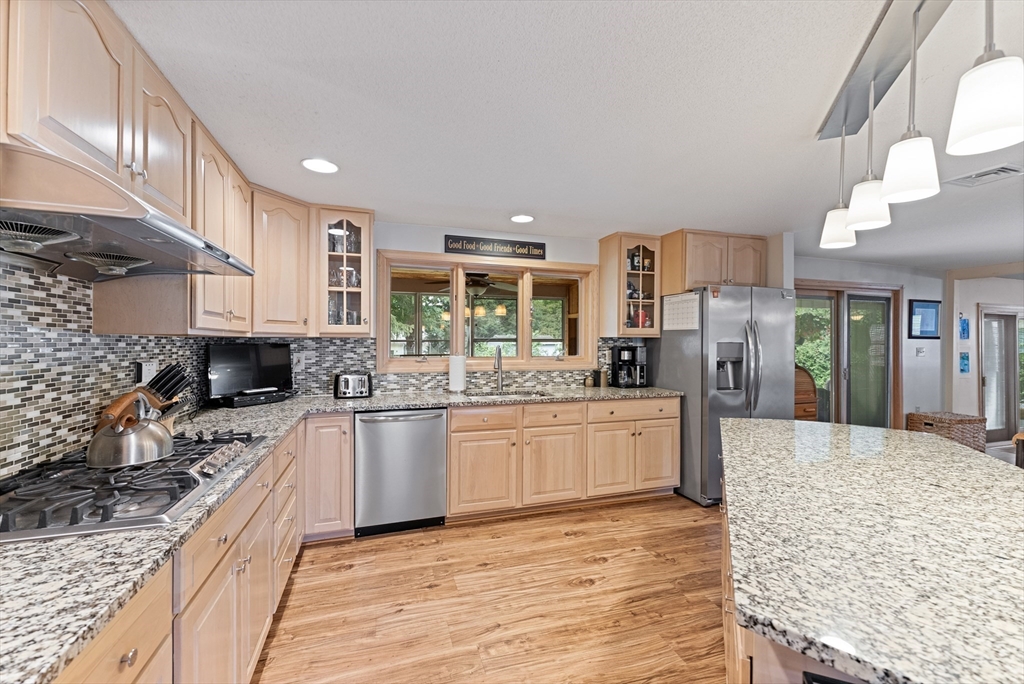 160 Soule Road Wilbraham, MA 01095 - Photo 6 of 42 Gallery Image 6