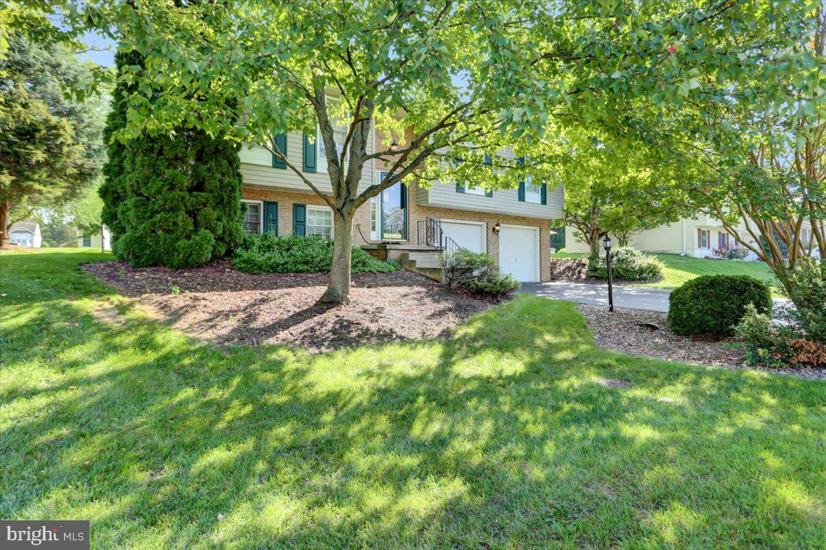 15094 Cedarbrook Drive Greencastle, PA 17225 - Photo 3 of 43