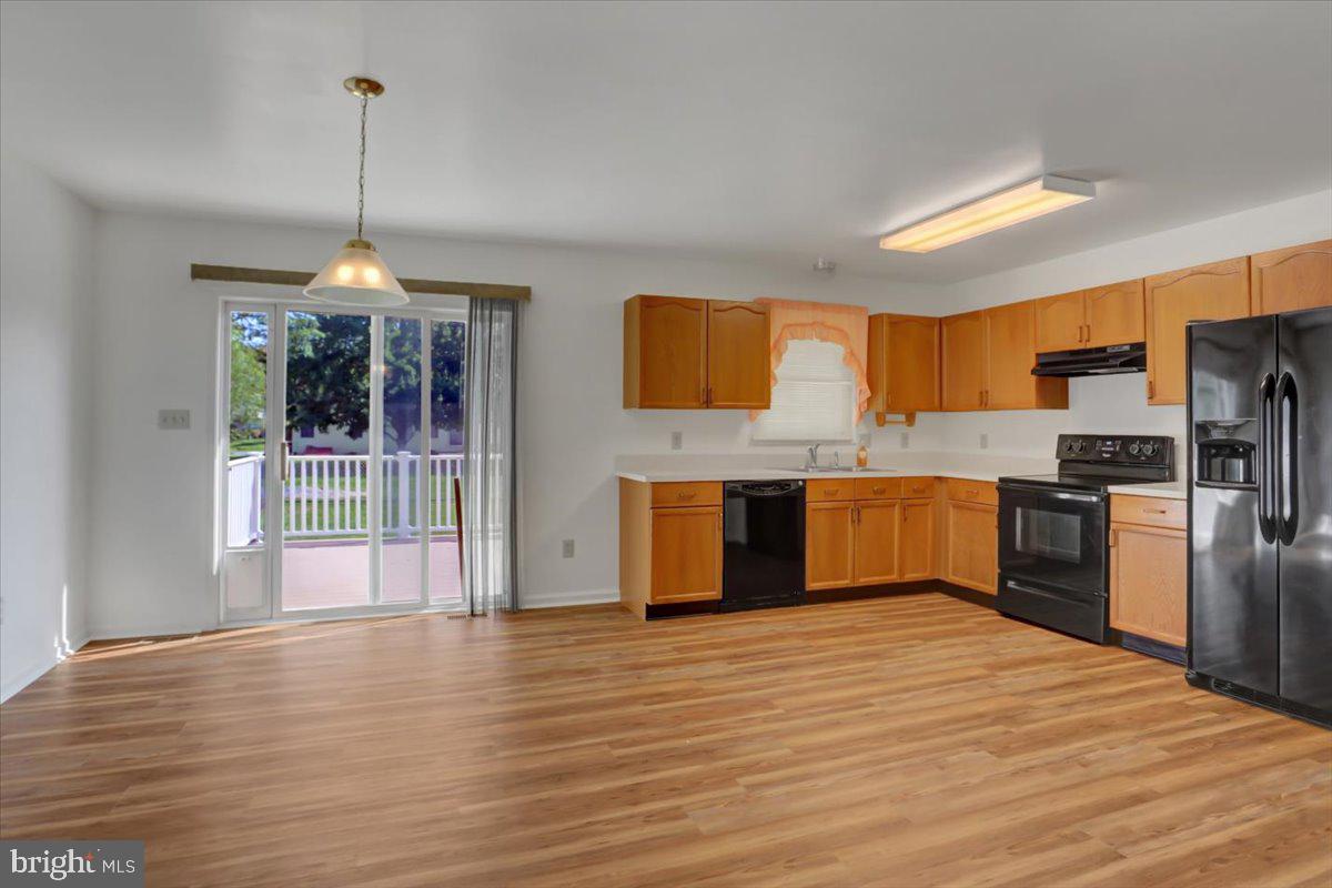 15094 Cedarbrook Drive Greencastle, PA 17225 - Photo 10 of 43