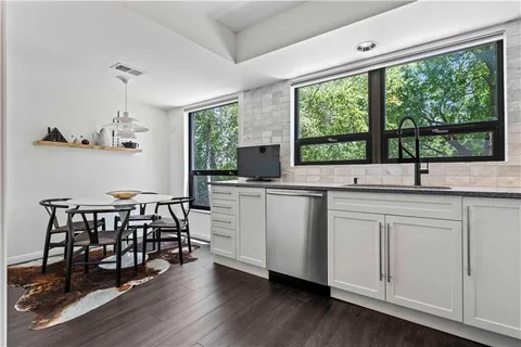 $925,000 | 20413 Crickett Lane, Lenexa, KS 66220