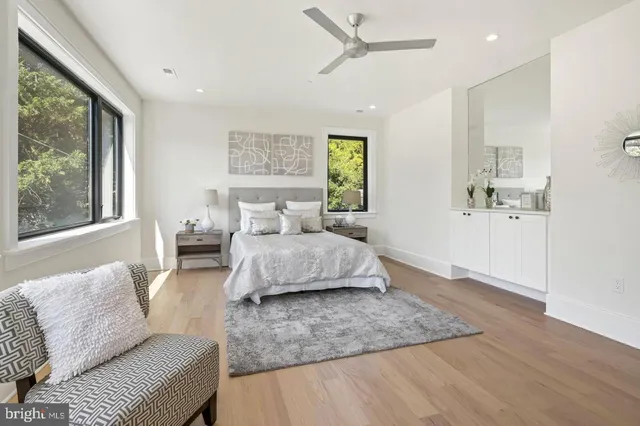 $11,000 | 5805 Massachusetts Avenue, Bethesda, MD 20816