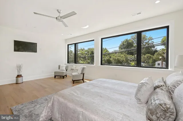 $11,000 | 5805 Massachusetts Avenue, Bethesda, MD 20816