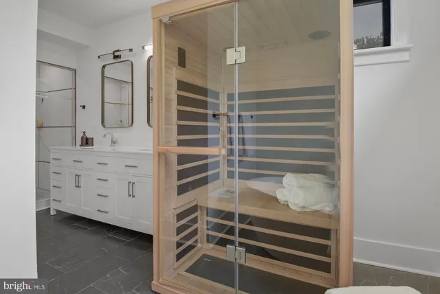 $11,000 | 5805 Massachusetts Avenue, Bethesda, MD 20816