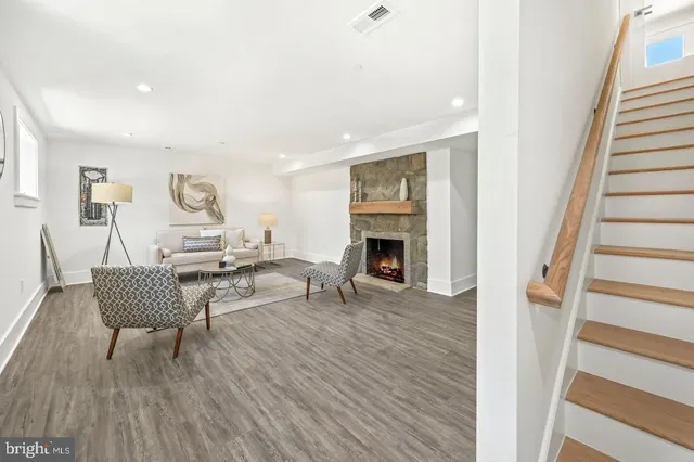 $11,000 | 5805 Massachusetts Avenue, Bethesda, MD 20816