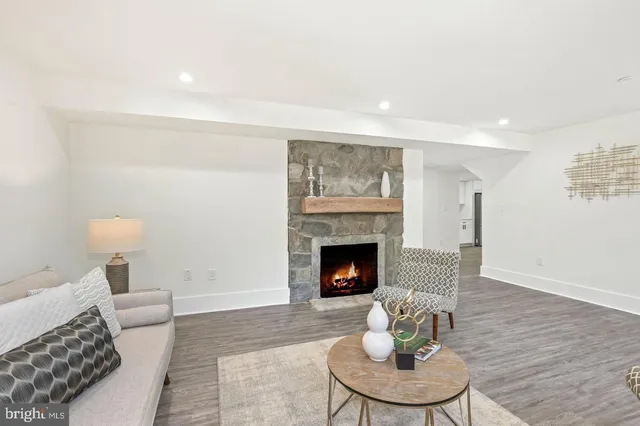 $11,000 | 5805 Massachusetts Avenue, Bethesda, MD 20816