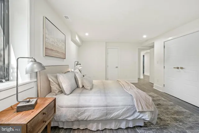 $11,000 | 5805 Massachusetts Avenue, Bethesda, MD 20816