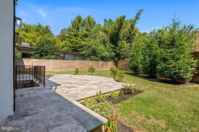 $11,000 | 5805 Massachusetts Avenue, Bethesda, MD 20816