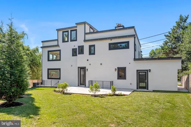 $11,000 | 5805 Massachusetts Avenue, Bethesda, MD 20816